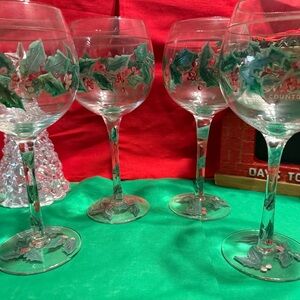 Festive Holly Hand painted Sonoma Life+style 20oz Red Wine Glasses